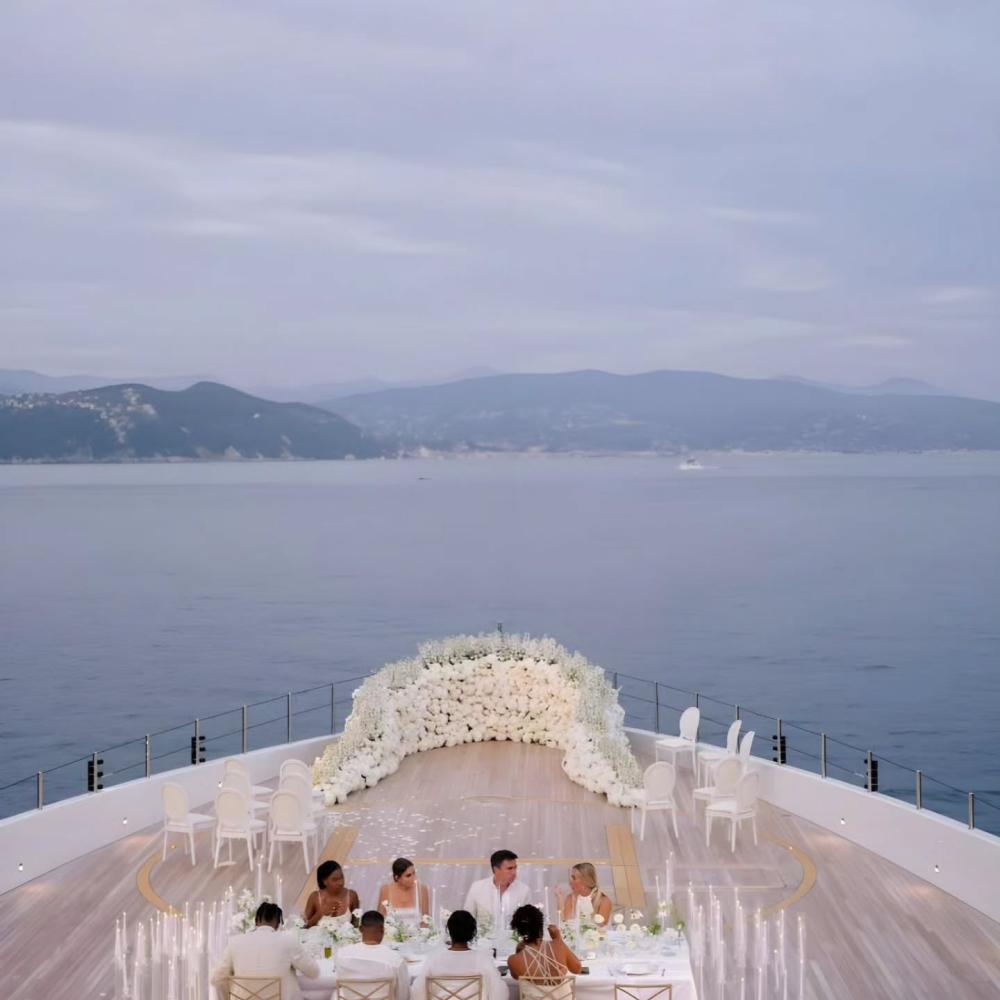 عدد ضيوف أقل ولحظات حميمة أكثر