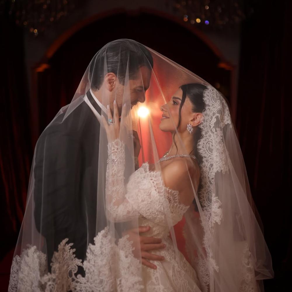 نارين بيوتي والياس سامو