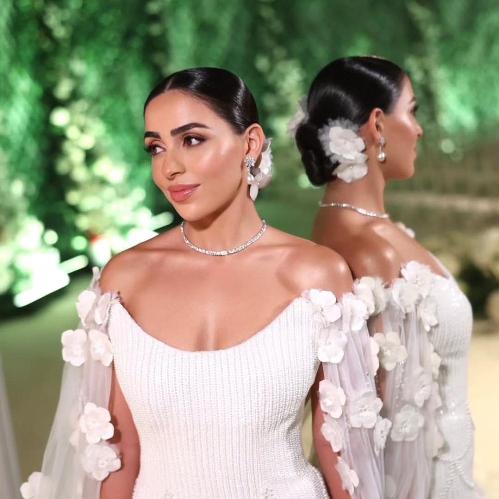 تسريحة الكعكة المنخفضة من صالون Pace E Luce