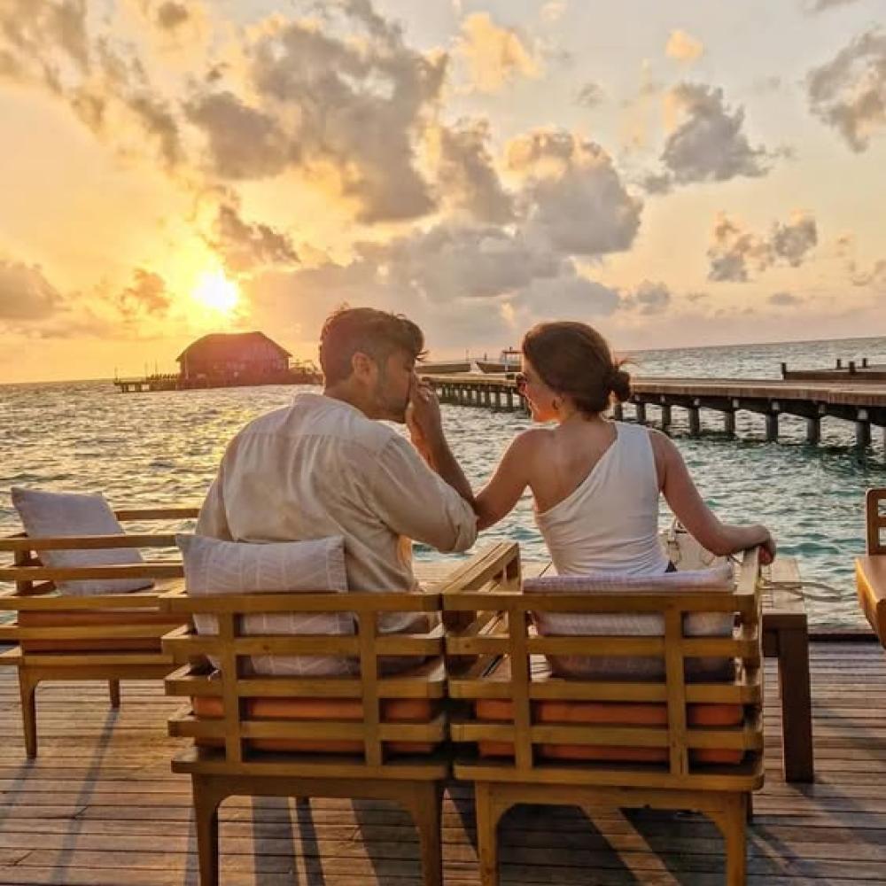 حسن خرباش اختار المالديف لرحلة شهر عسله