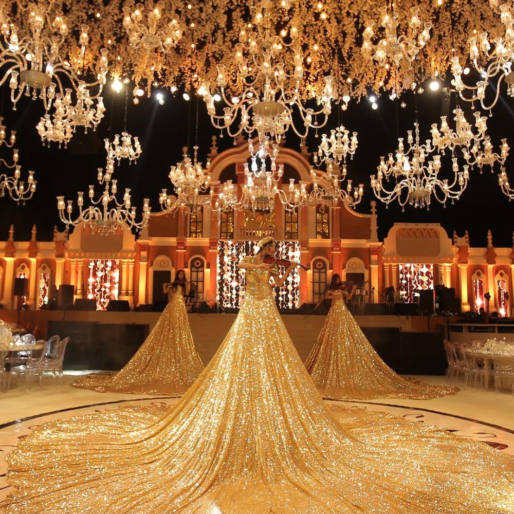 الذهبي الفاخر في حفل زفاف تنظيم  BazEvents