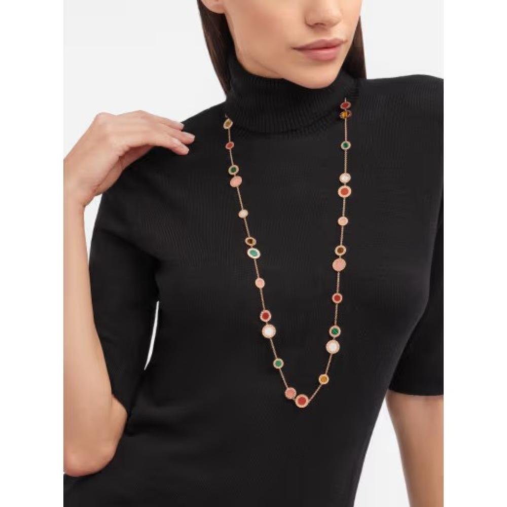 عقد مرصع بحجر عين النمر من Bvlgari