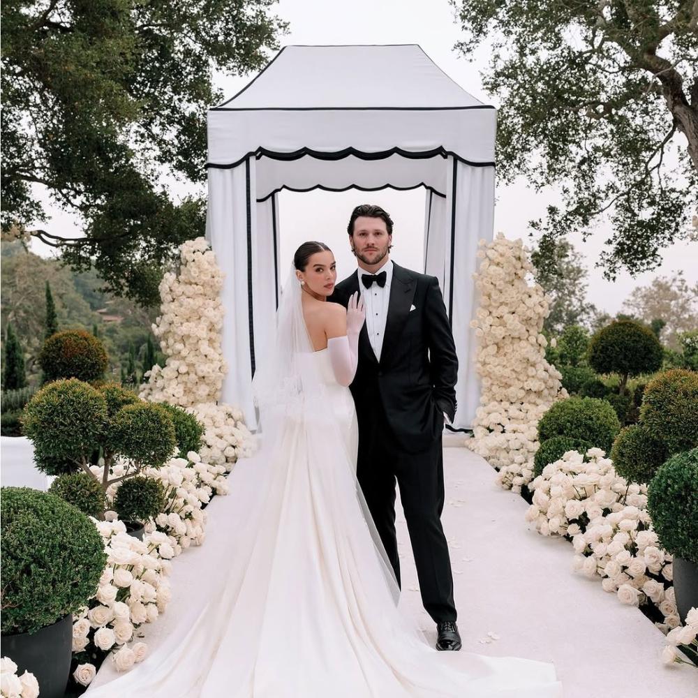 هايلي ستاينفيلد Hailee Steinfeld وجوش ألين Josh Allen