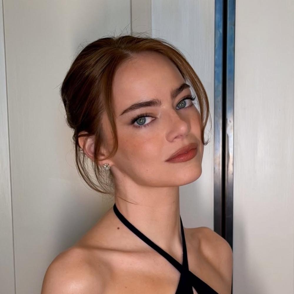 Emma for BAFTA.styling makeup #ninapark