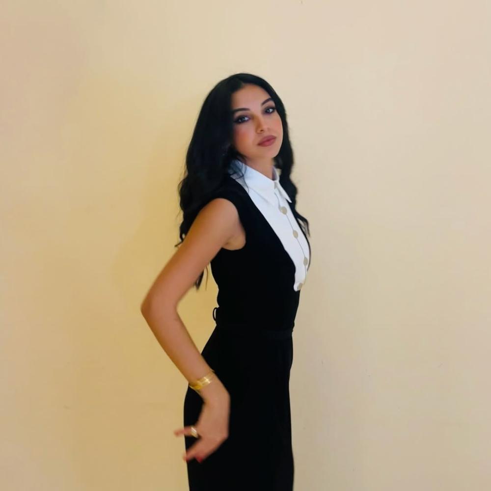 سلمى أبو ضيف 