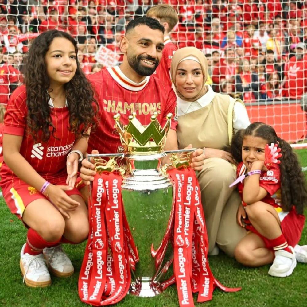 محمد صلاح وأسرته
