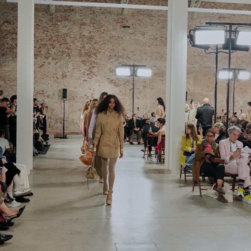 من عرض Moschino‏ 