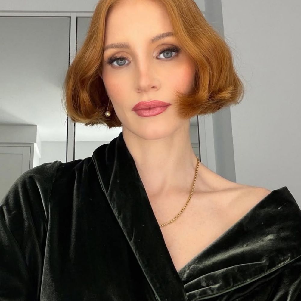 اطلالة Jessica Chastain بأحمر الشفاه الوردي واللماع