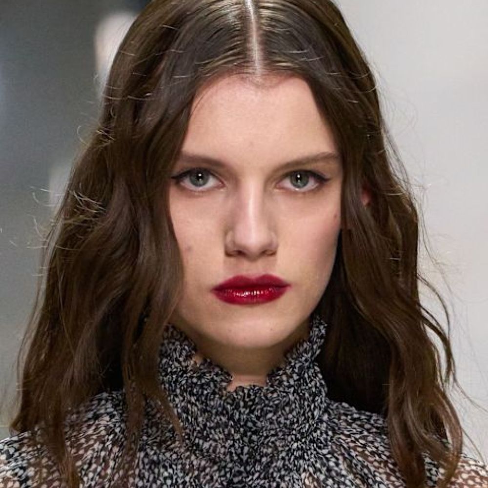 عارضة دار Dolce Gabbana