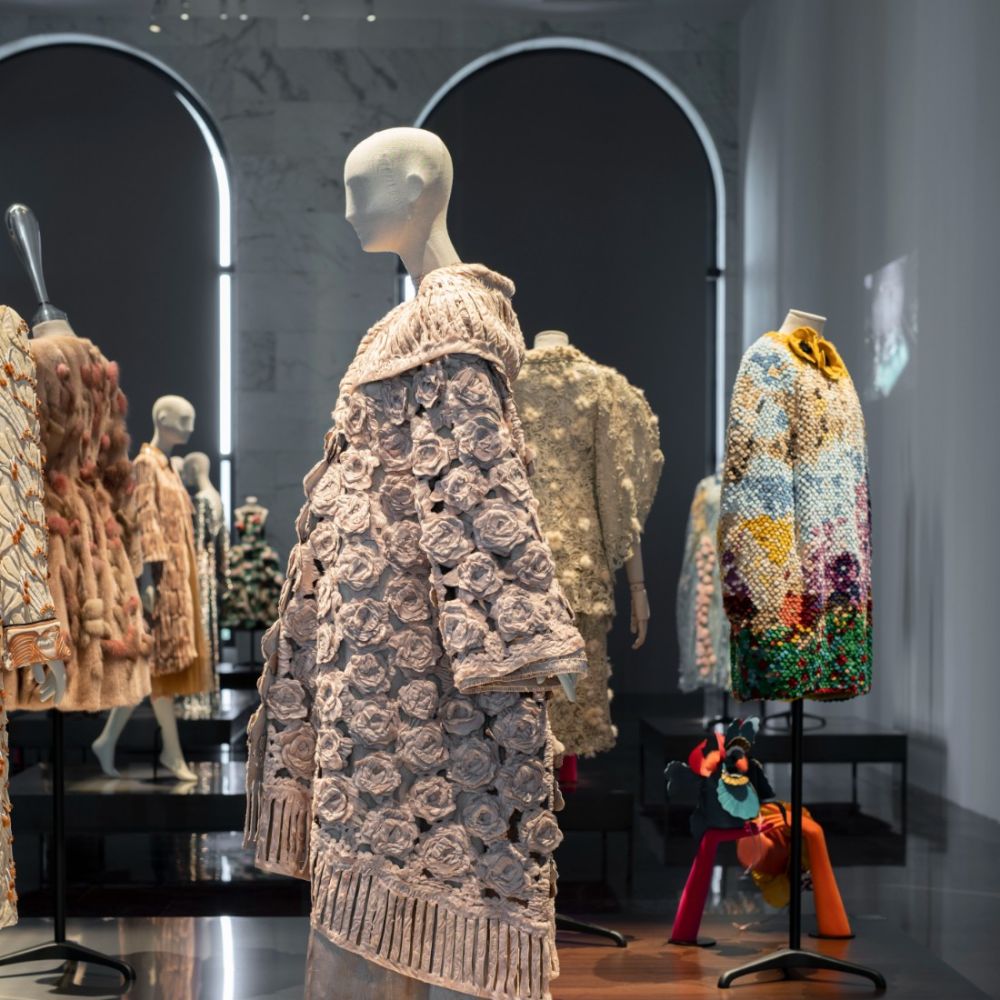 ‏10 سنوات من أزياء الكوتور الراقية من ‏FENDI‏ ‏