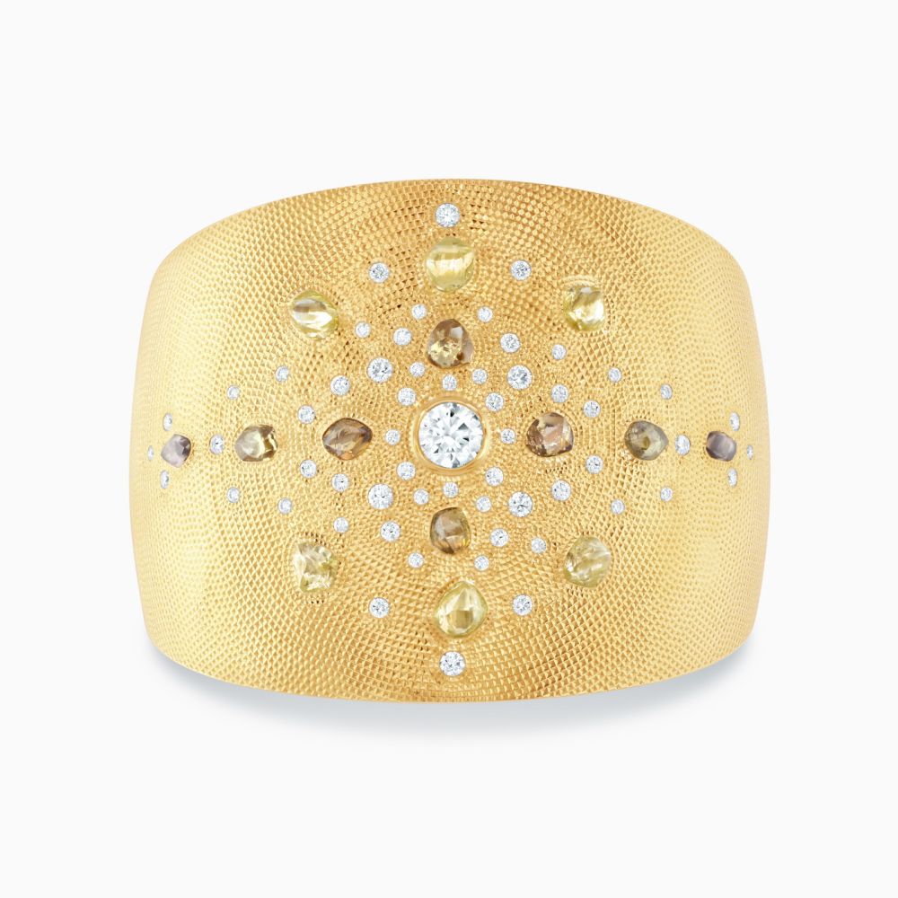 سوار Talisman Cuff تميمة من الذهب الأصفر مرصع بالألماس