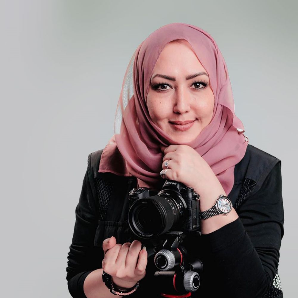 هناء تركستاني الصورة من موقع insearch.pk