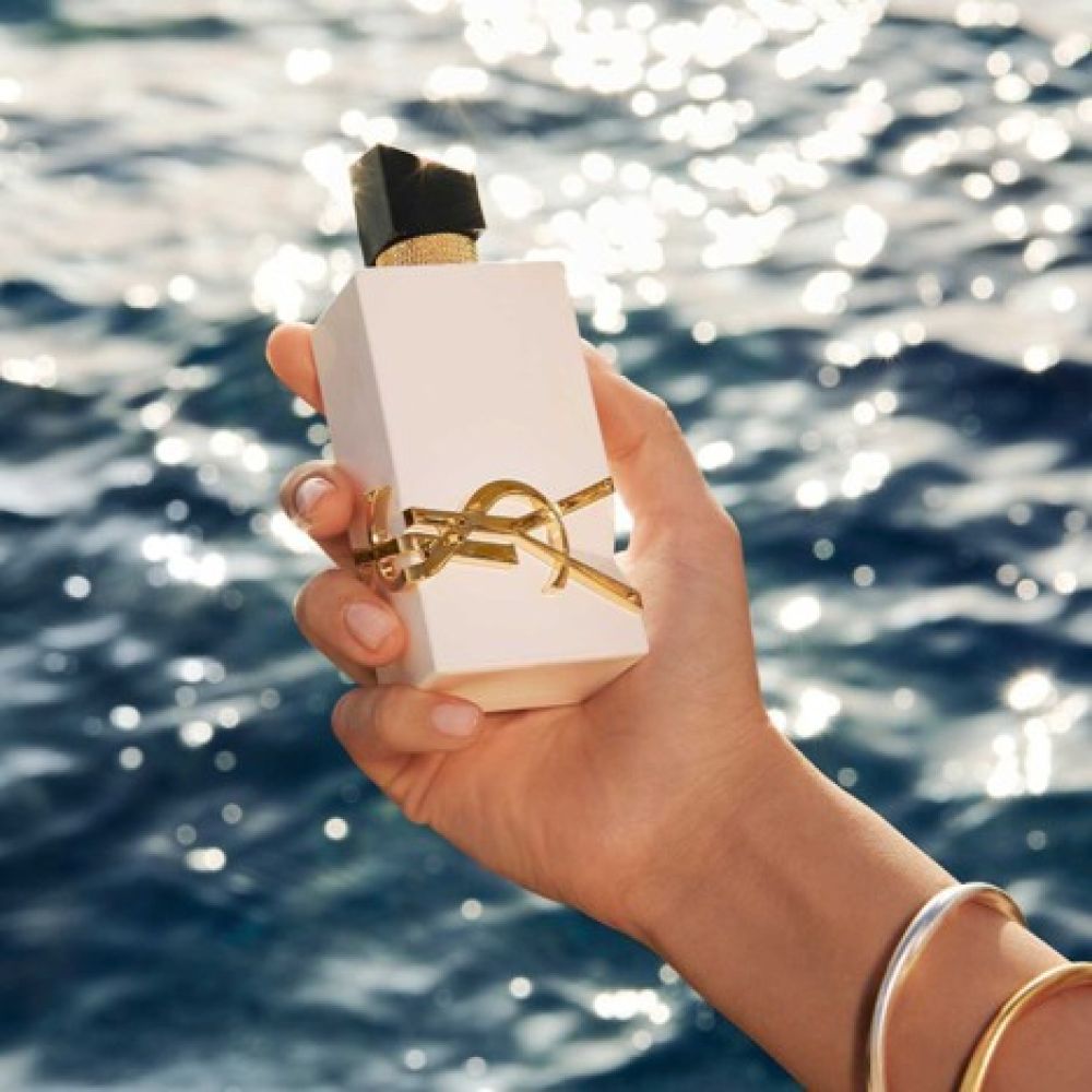 1 رئيسية عطر Libre L'Eau Nue - Parfum de Peau من Yves Saint Laurent