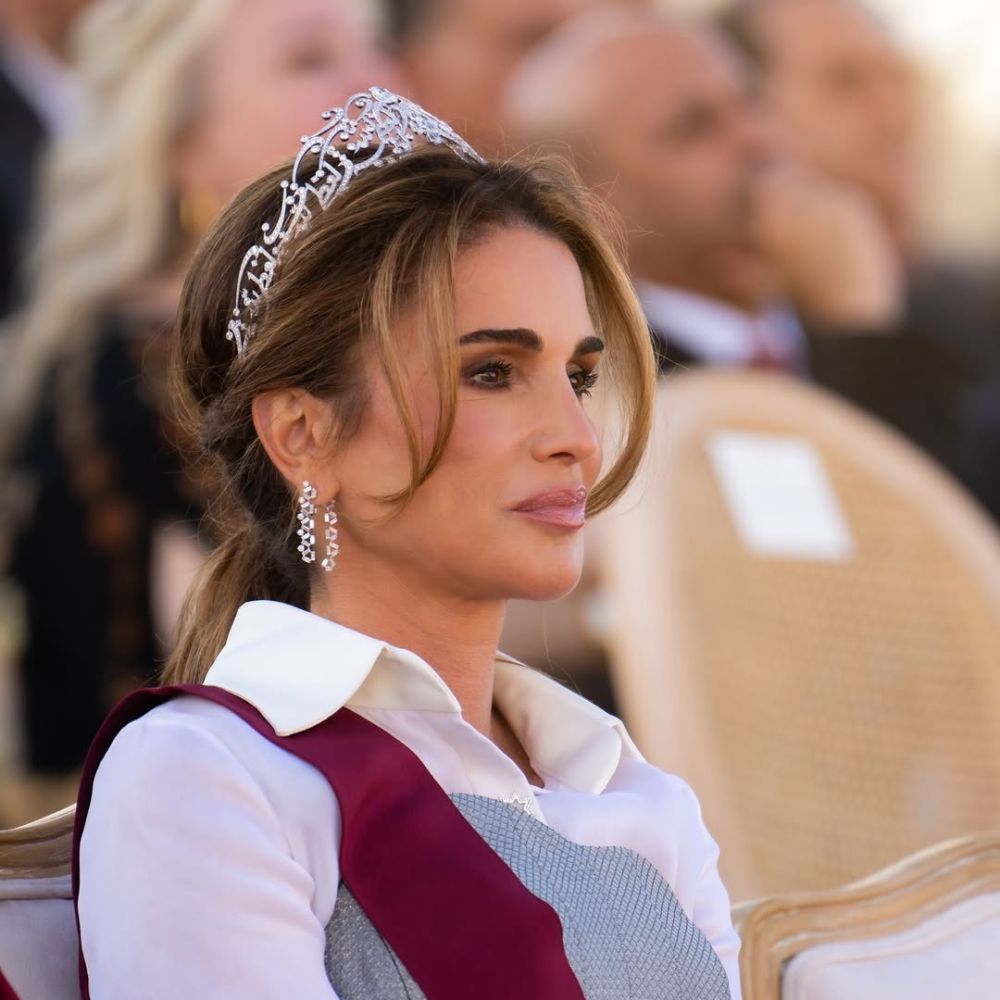 في عيد ميلادها الـ56.. كيف تغيّر جمال الملكة رانيا عبر السنوات؟ 