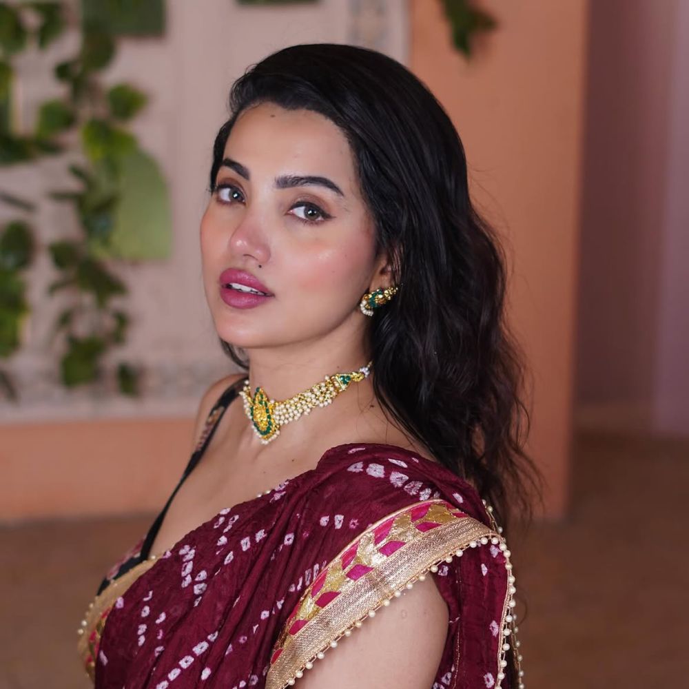 الممثلة الهندية أنانيا راج