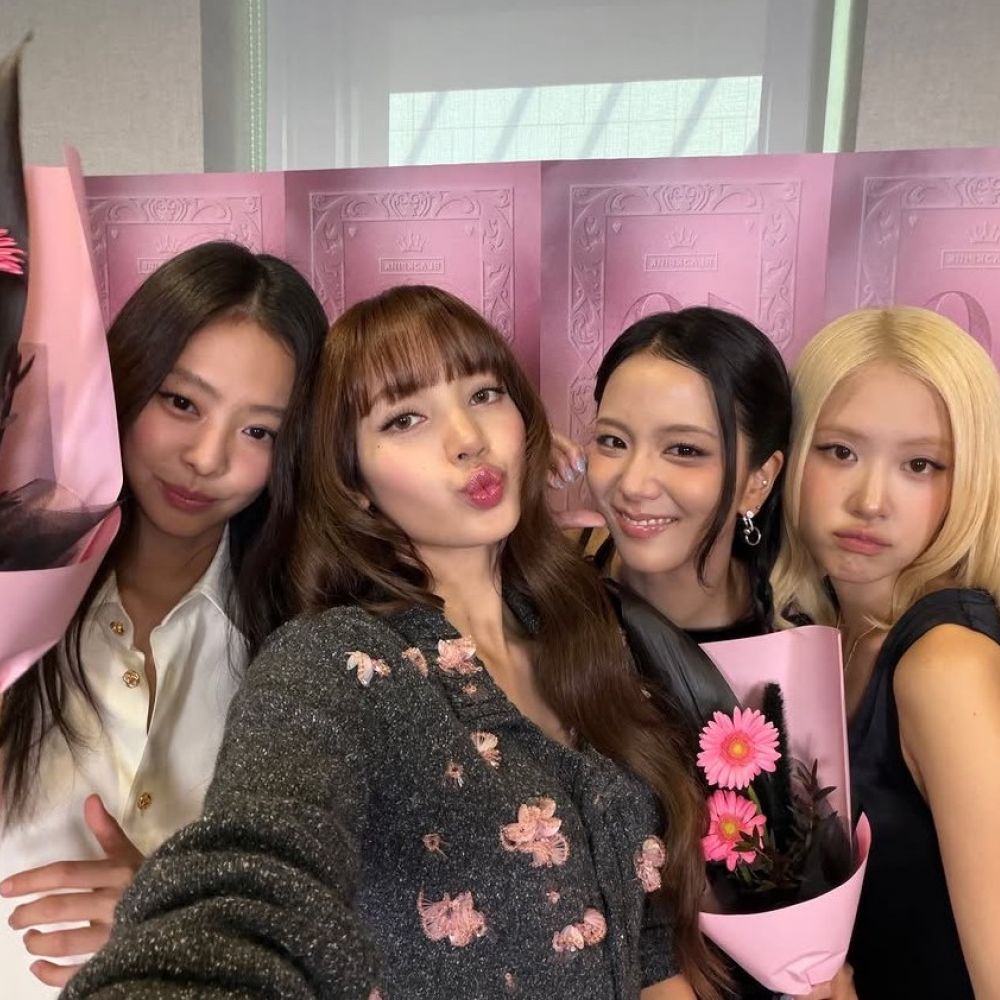 فرقة BLACKPINK