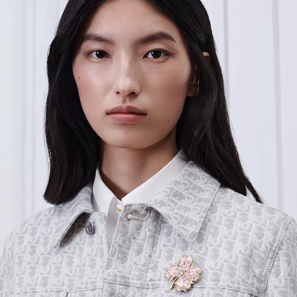 دبوس Dior Floral Clover