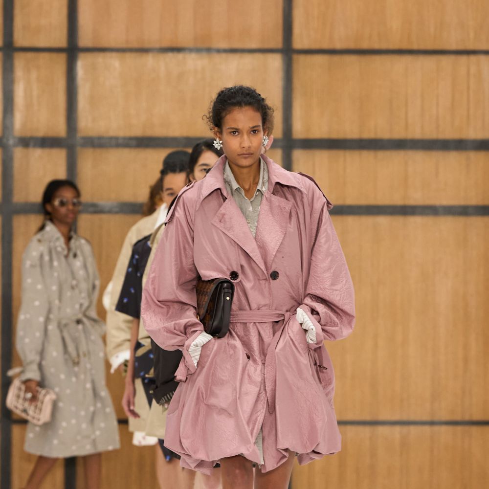 عرض Burberry لصيف 2027
