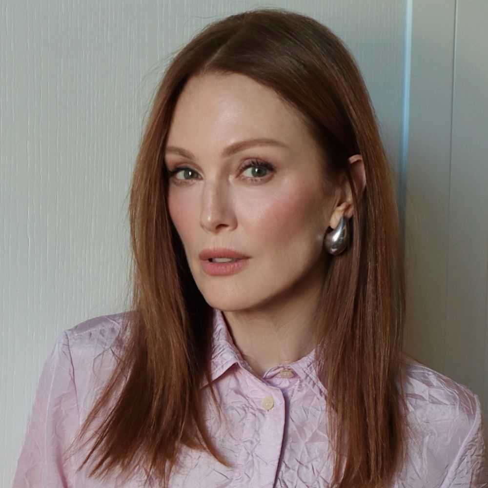 الوان صبغات الشعر الاحمر الداكن بأسلوب النجمة Julianne Moore