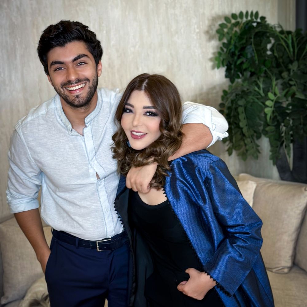 سميرة سعيد "أم العريس" وتُلهم المرأة بإطلالات متجددة تكسر القواعد الجمالية