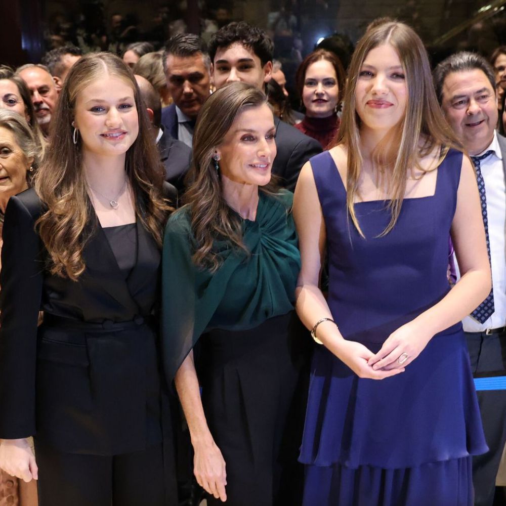 الأميرة صوفيا تتجاوز والدتها وشقيقتها طولا في أحدث ظهور لهم