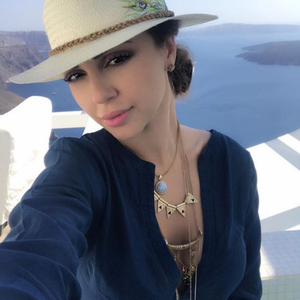 سيلفي ميريام فارس خلال عطلتها الصيفية بإطلالة مميزة