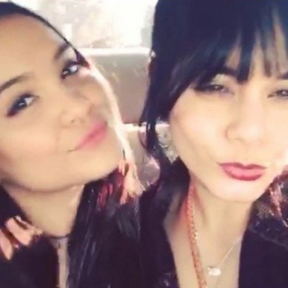 فانيسا هودجون تقضى احتفال Thanksgivingوسط عائلتها