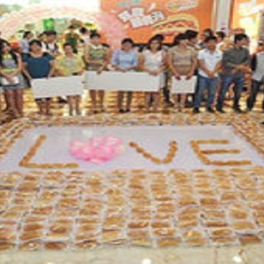 النقانق.. طريق الرجل إلى حبيبته