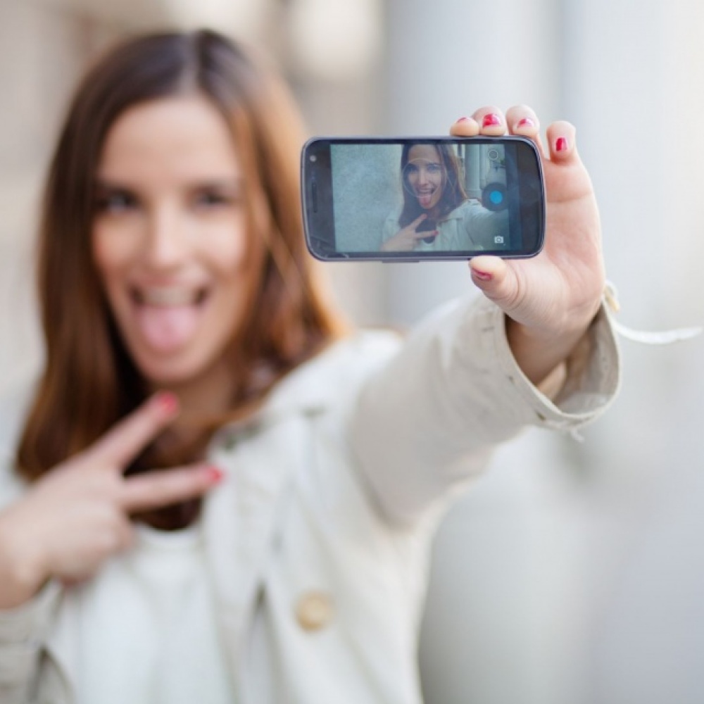 آخر السيلفي.. رصاصة في الرأس