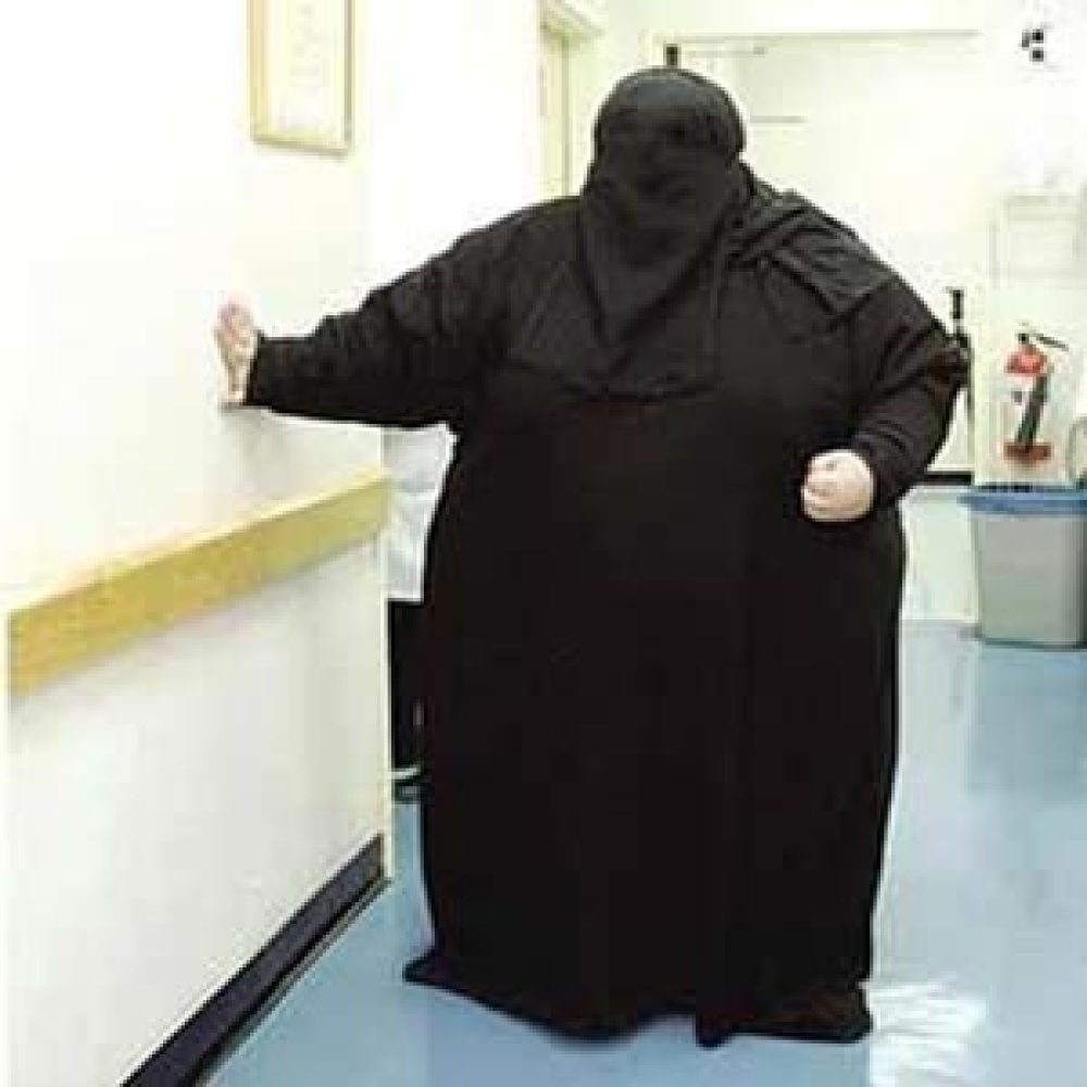 شركة ترفض توظيف فتاة بسبب وزنها الزائد