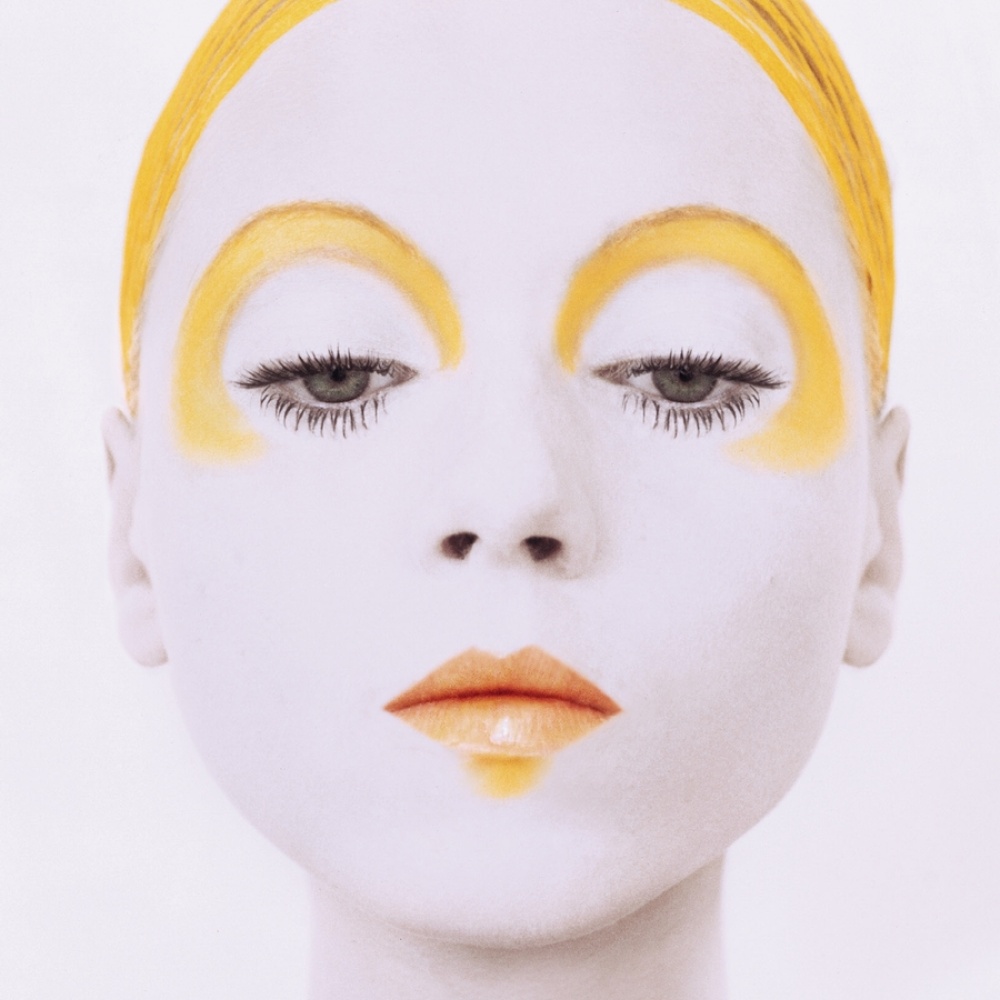 رحلة عبر الألوان مع كتاب The Art of Color من Dior