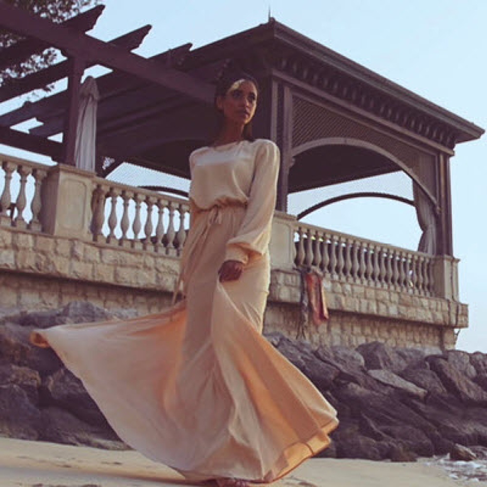 كواليس الجلسة التصويرية لـ DKNY و"هي" مع جميلات عربيات