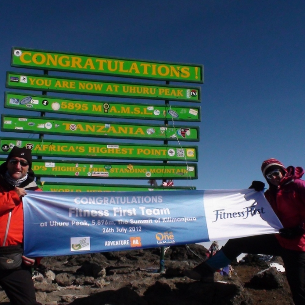 "فيتنس فيرست" تضم جهودها إلى Lushescapes لقهر قمة جبل" كلمنجارو"