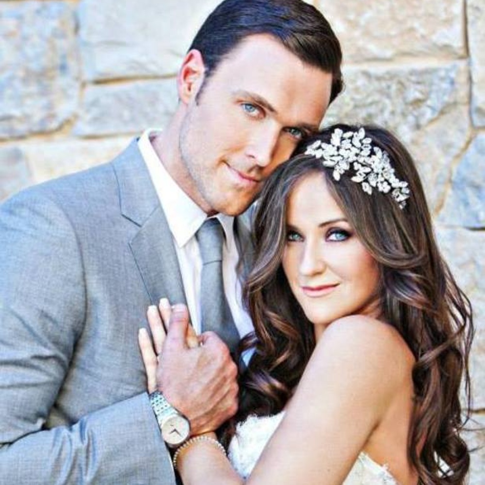 زواج الممثل أوين يومان ومصممة المجوهرات جيجي يالوز