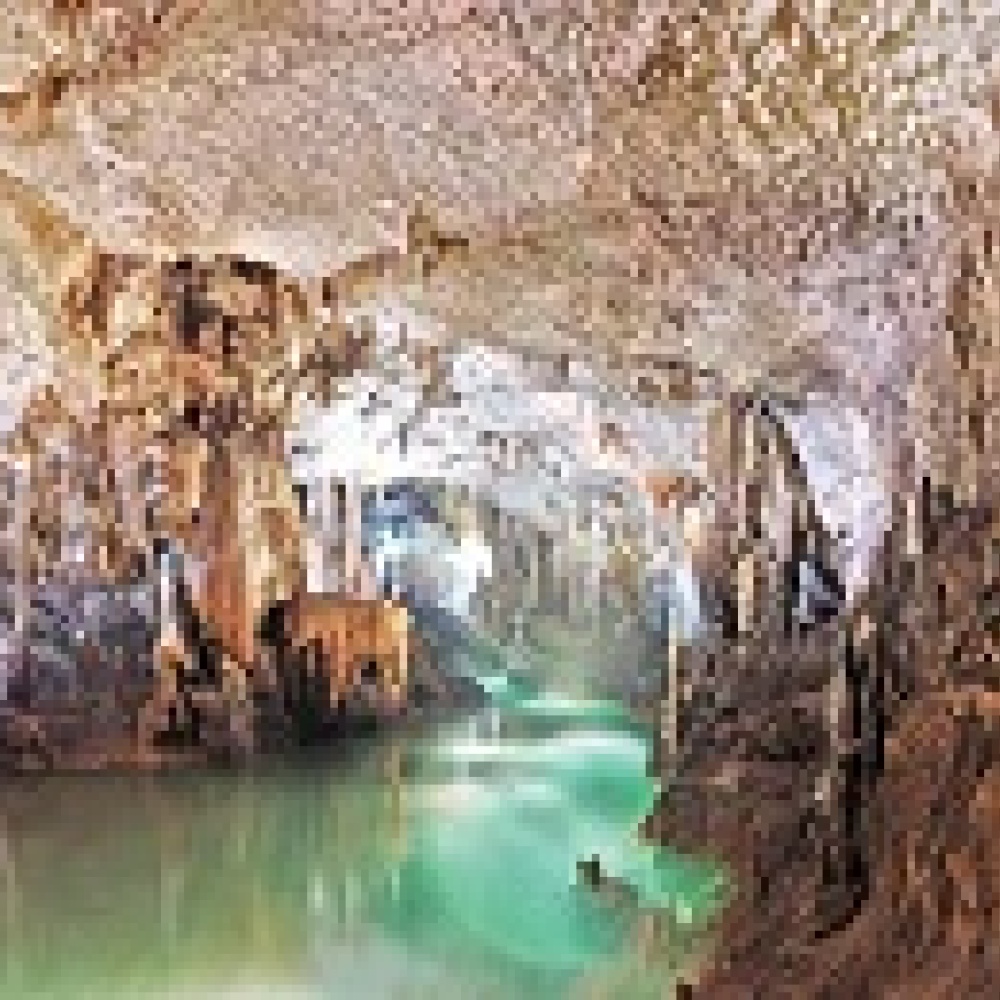 مغارة جْعيتا ...لؤلؤة السياحة اللبنانية