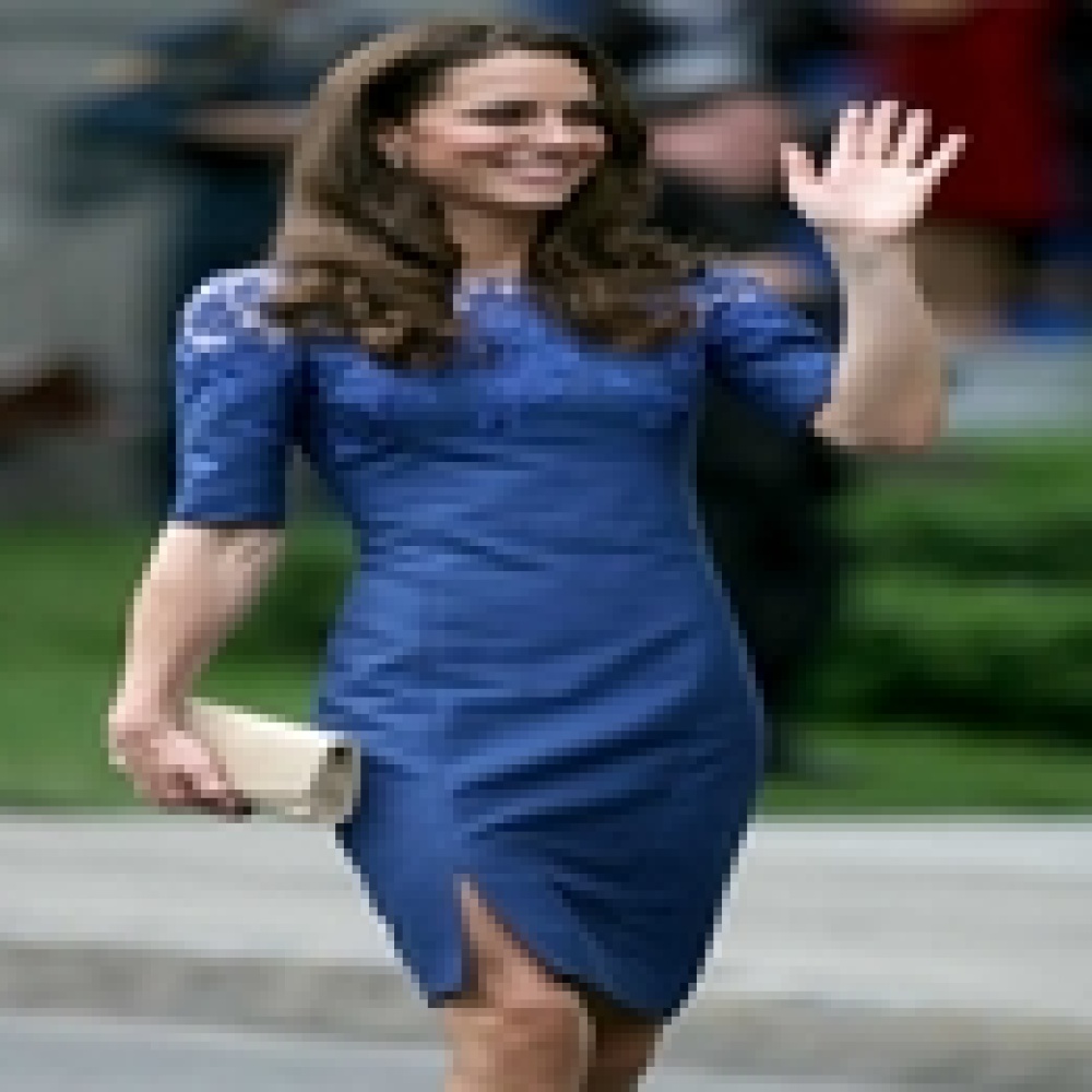 إطلالات كيت  تنقذ عرش بريطانيا 