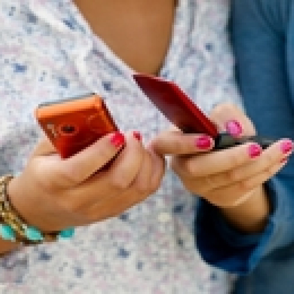 منظمة الصحة: الهاتف المحمول يسبب السرطان