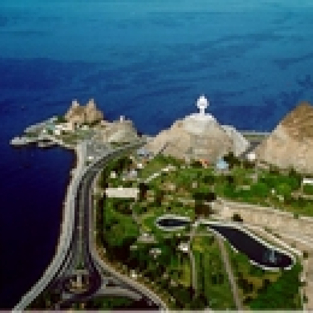 مسقط والمنامة عاصمتان للسياحة العربية