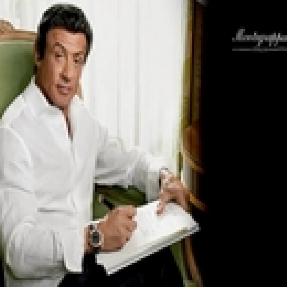 سيلفستر ستالون يصمم أقلاما مرصعة بالمجوهرات
