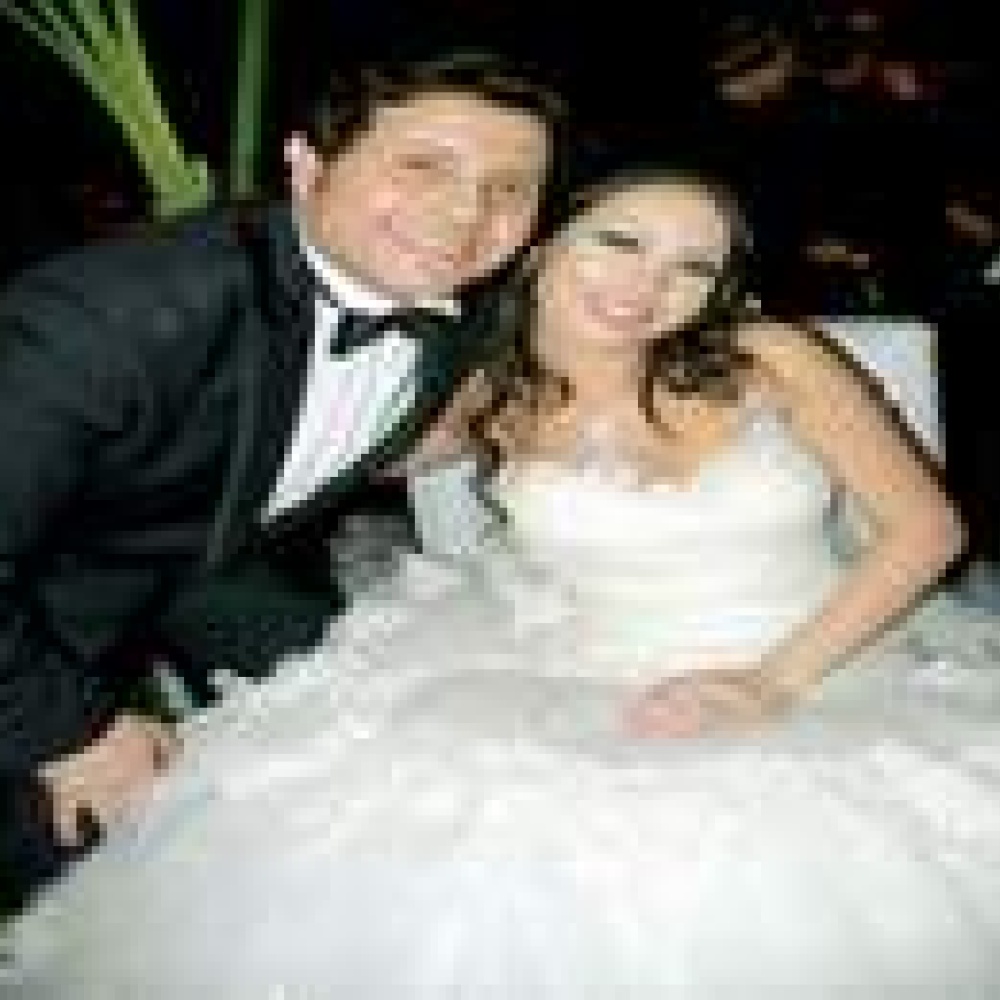 هاني شاكر يشيع جنازة ابنته دينا