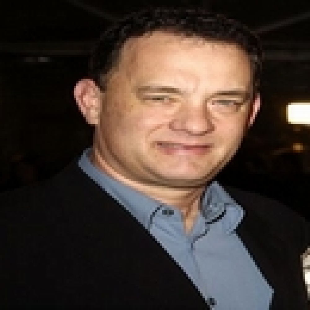 توم هانكس:طردى من العمل فى  لاري كراون اشعرنى بمعاناة الموظفين