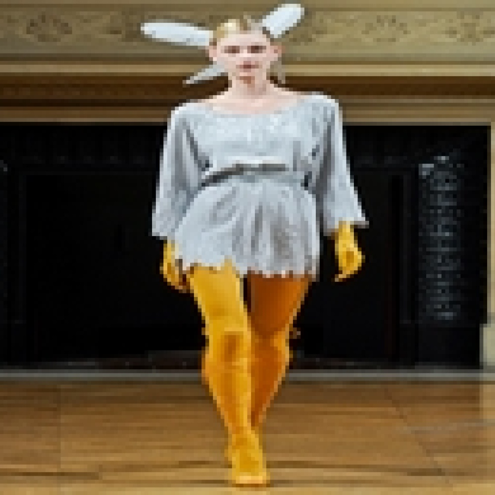 جمالك من عروض الازياء : ريش