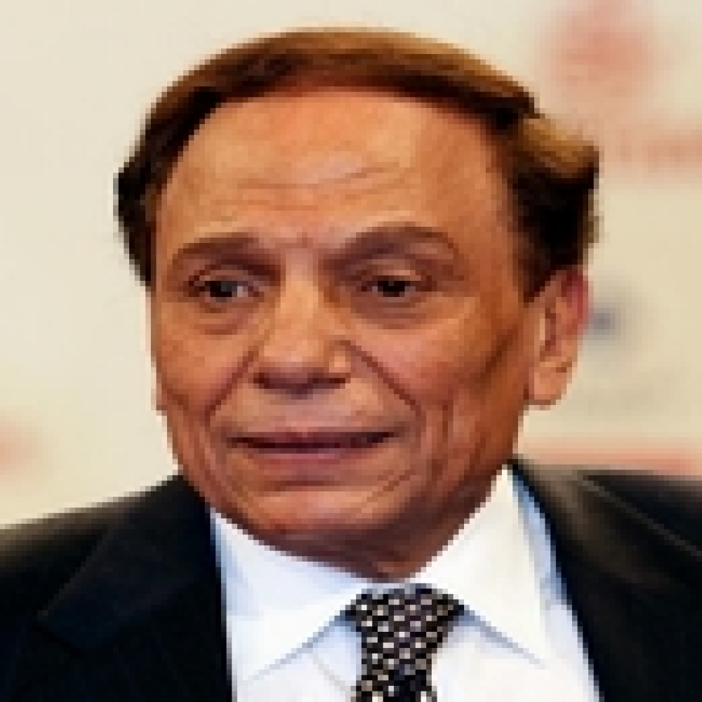 عادل امام : الأعمار بيد الله موتوا بغيظكم.