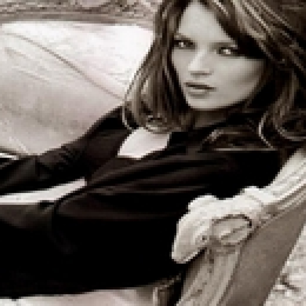 كايت موس تتخلى عن رغبتها بتعلم الغطس بسبب الخوف