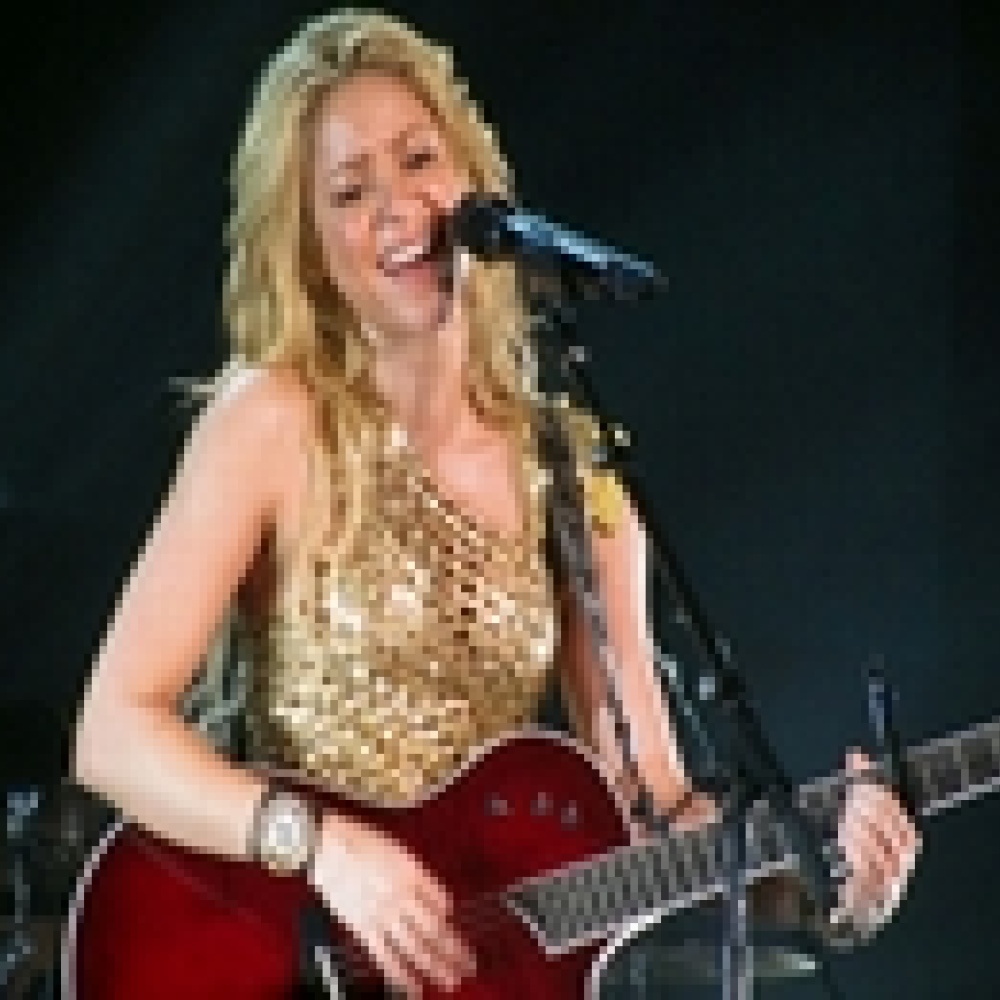 شاكيرا تحيي حفلا في القاهرة 12 ديسمبر