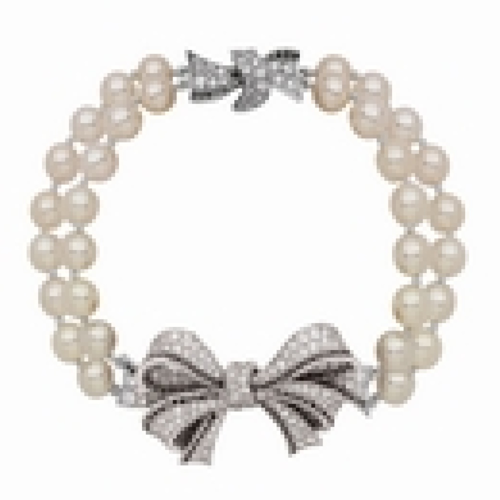 مجوهرات فضية بالأحجار