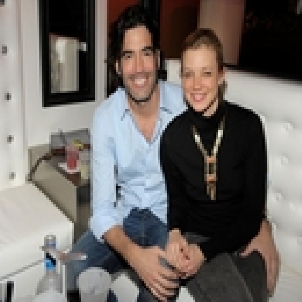 زواج النجمان آيمي سمارت وكارتر أوسترهاوس