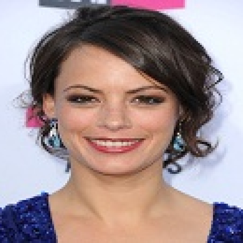 برنيكي بيجو بمجوهرات "Chopard’s"