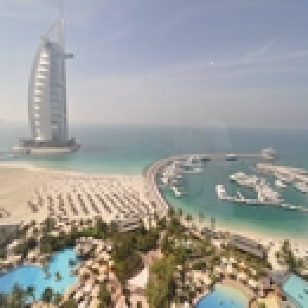 ناشونال جيوغرافيك أبوظبي تسلط الضوء لأول مرة على الهندسة العبقرية لبرج العرب