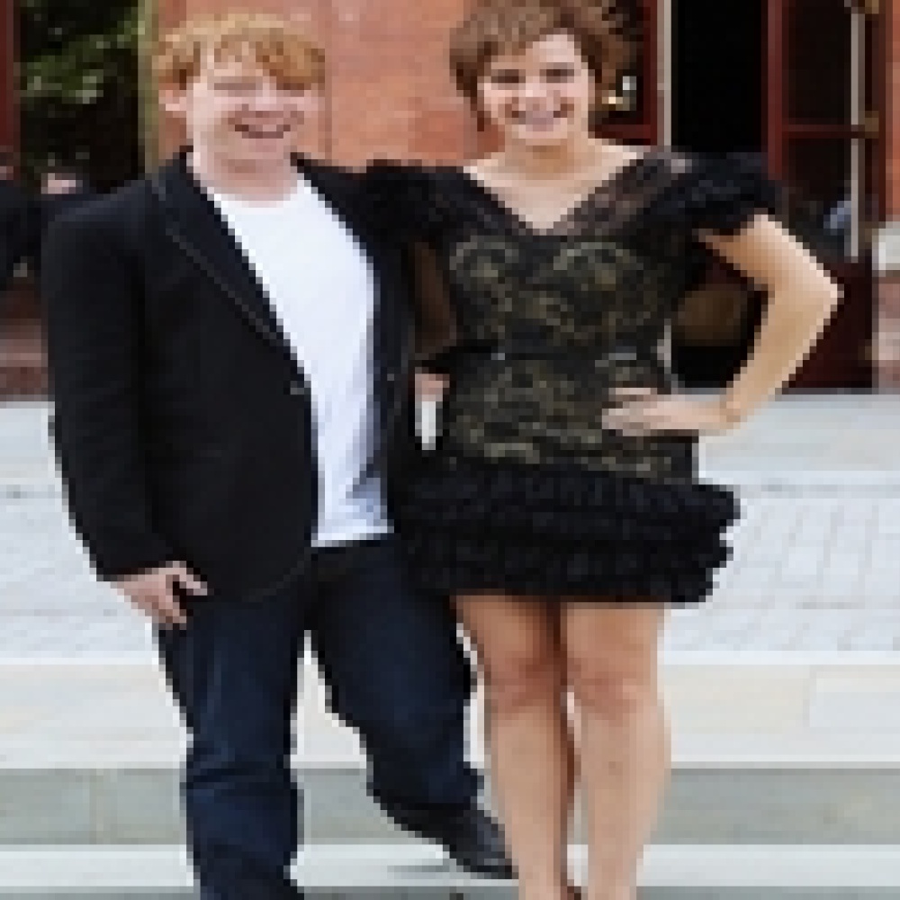 إيما واتسون وروبرت جرينت يتصدران مجلة  فوربس 